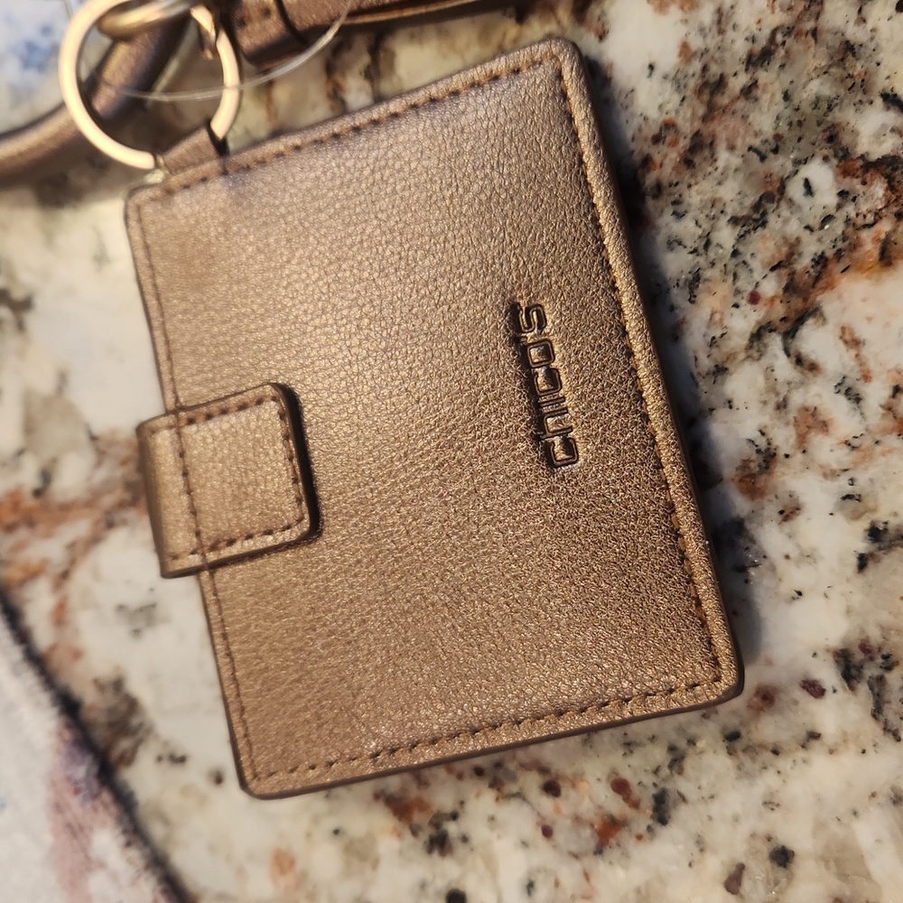 Chicos NWT Credit card holder wristlet - Picture 3 of 5